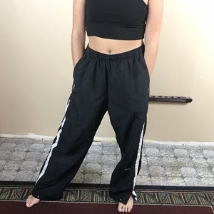 nike windbreaker vintage pants